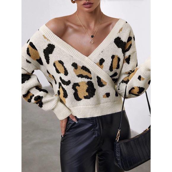 BohoGypsyDreamer.com Sweaters - Faux wrap Leopard print v neck Overlap knit Sweater